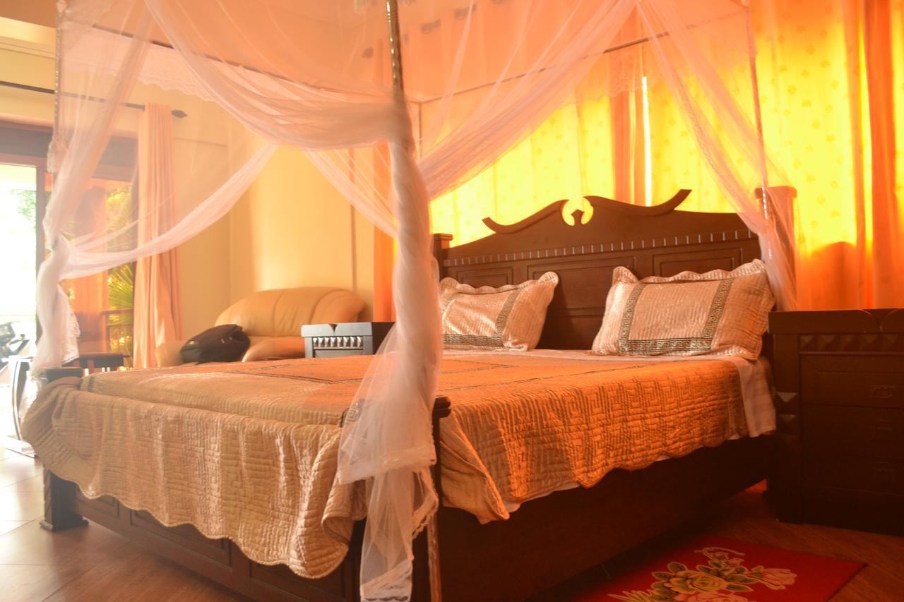 The Palms Beach Hotel And Restaurant Limited Entebbe Dış mekan fotoğraf